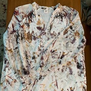 CAbi Abstract Watercolor V-Front Top in Cream, Brown, Mauve